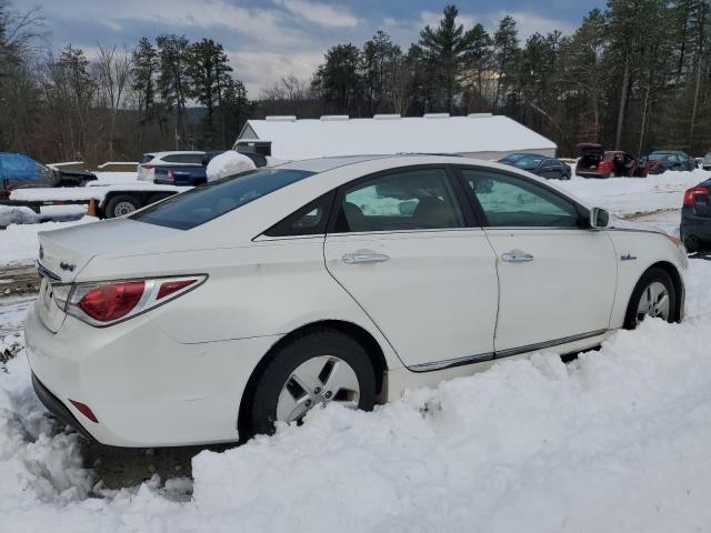 Photo 3 from auction – 2012 HYUNDAI SONATA HYB with VIN KMHEC4A4XCA056799