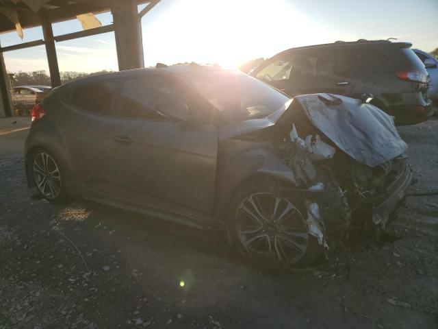 Photo 4 from auction – 2013 HYUNDAI VELOSTER T with VIN KMHTC6AE1DU139839