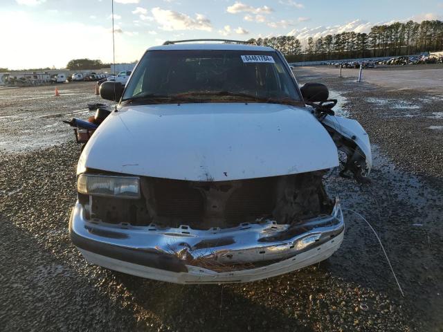 Photo 5 from auction – 2001 CHEVROLET BLAZER with VIN 1GNCS13W712230189