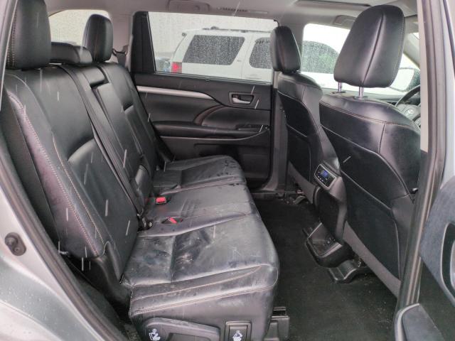 Photo 11 from auction – 2019 TOYOTA HIGHLANDER with VIN 5TDJZRFH3KS564866