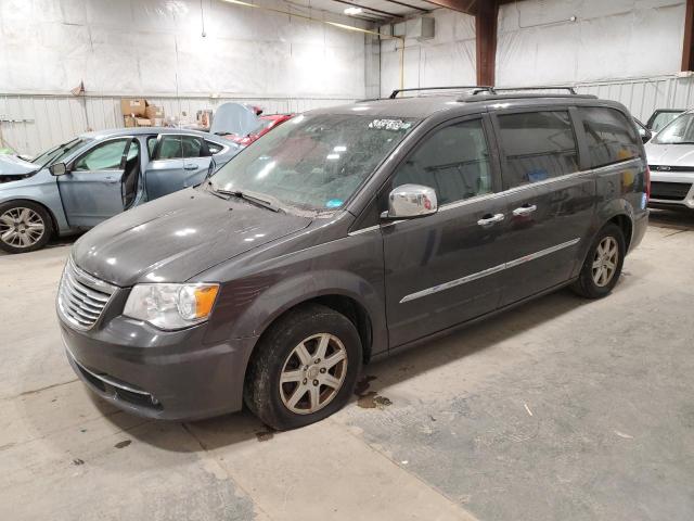 Photo 1 from auction – 2015 CHRYSLER TOWN & COU with VIN 2C4RC1CG2FR584008