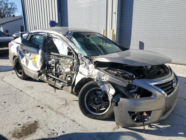 Photo 4 from auction – 2015 NISSAN ALTIMA 2.5 with VIN 1N4AL3AP9FC170010