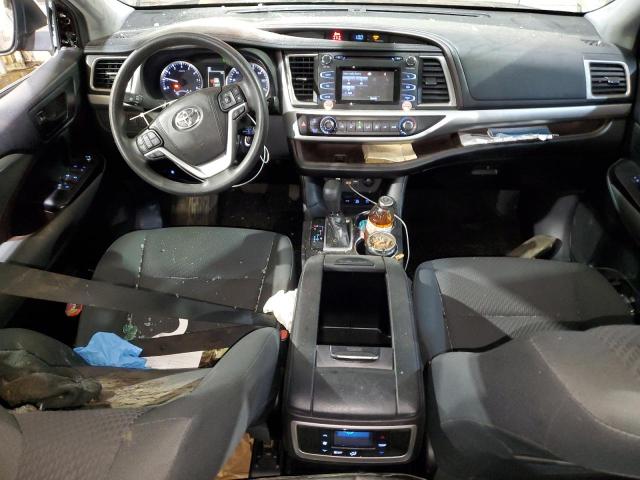 Photo 8 from auction – 2019 TOYOTA HIGHLANDER with VIN 5TDBZRFHXKS944646