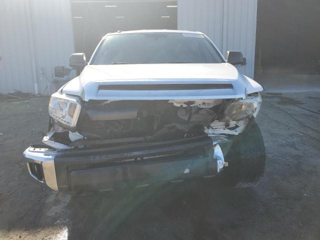 Photo 5 from auction – 2014 TOYOTA TUNDRA DOU with VIN 5TFRY5F15EX169944