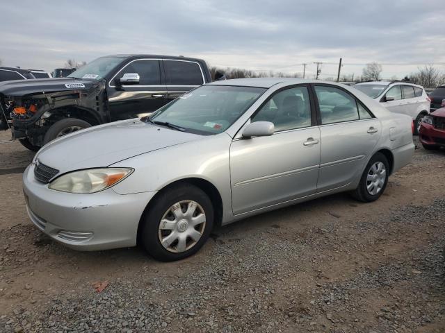 TOYOTA CAMRY LE 2003 with VIN 4T1BE32K83U645806 - Photo from auction
