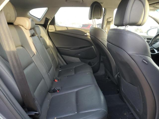 Photo 11 from auction – 2017 HYUNDAI TUCSON LIM with VIN KM8J3CA23HU372378