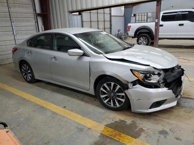 Photo 4 from auction – 2017 NISSAN ALTIMA 2.5 with VIN 1N4AL3APXHC261273