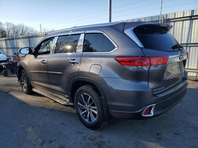 Photo 2 from auction – 2018 TOYOTA HIGHLANDER with VIN 5TDJZRFH2JS528651