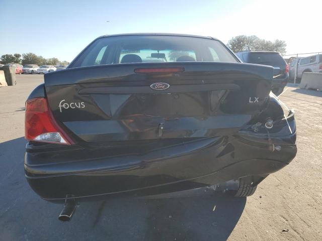 Photo 6 from auction – 2000 FORD FOCUS LX with VIN 1FAFP33P8YW216936