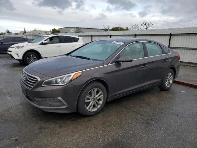 HYUNDAI SONATA SE 2015 with VIN 5NPE24AF2FH189840 - Photo from auction