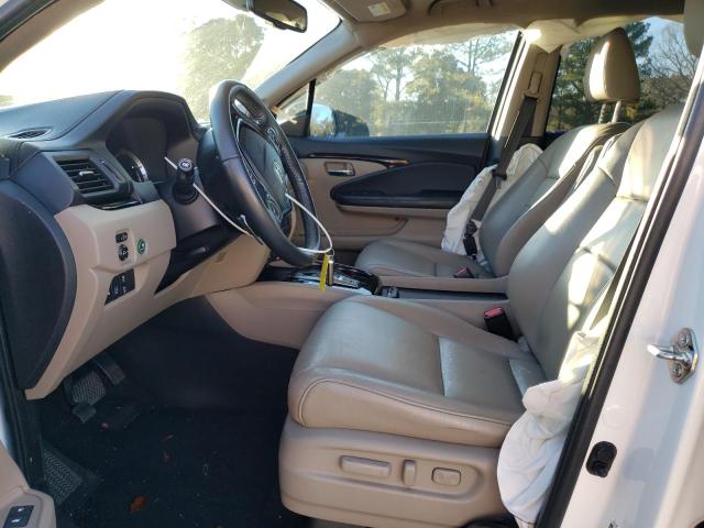 Photo 7 from auction – 2017 HONDA PILOT TOUR with VIN 5FNYF6H92HB043985