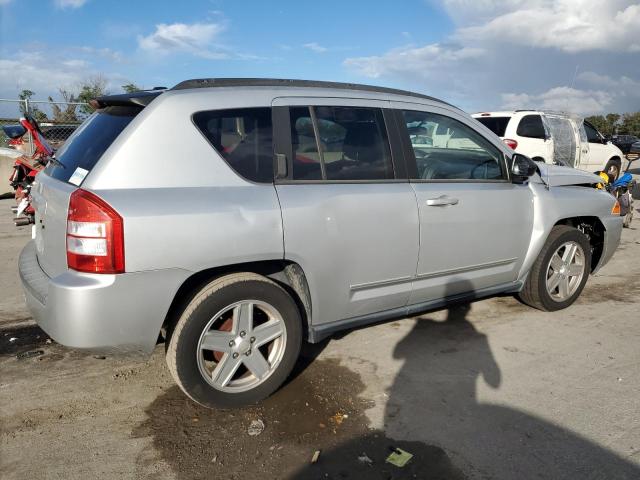 Photo 3 from auction – 2010 JEEP COMPASS SP with VIN 1J4NT4FB6AD503856