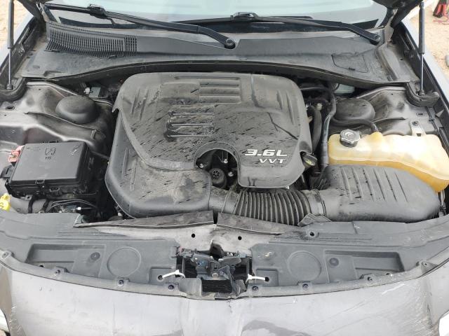 Photo 11 from auction – 2019 CHRYSLER 300 LIMITE with VIN 2C3CCAEG5KH585760