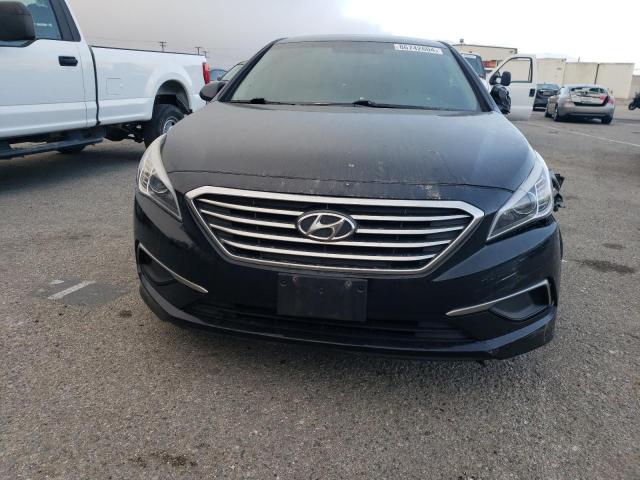 Photo 5 from auction – 2017 HYUNDAI SONATA SE with VIN 5NPE24AF2HH578786