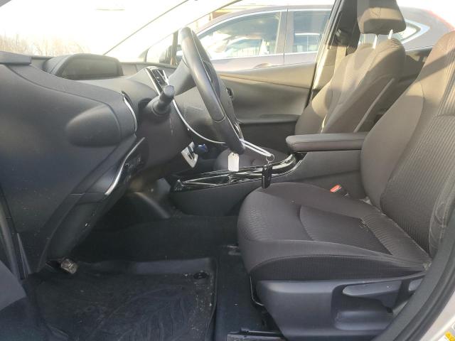 Photo 7 from auction – 2018 TOYOTA PRIUS PRIM with VIN JTDKARFP6J3077115