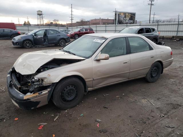 TOYOTA CAMRY CE 2000 with VIN 4T1BG22K6YU971082 - Photo from auction