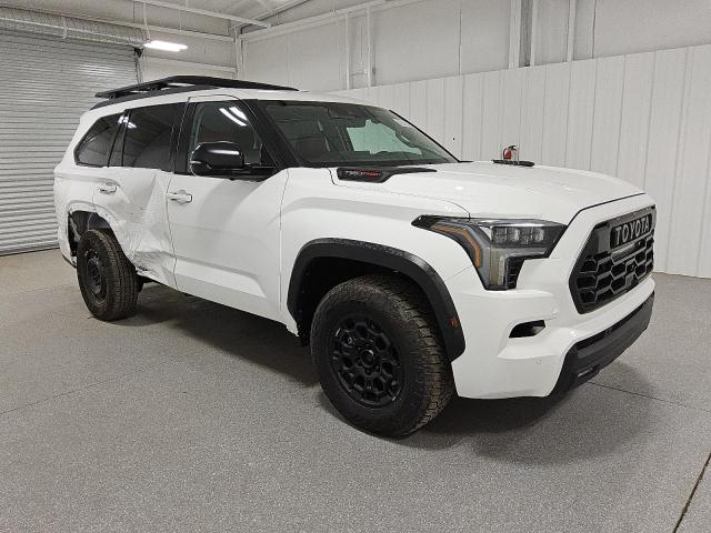 Photo 4 from auction – 2023 TOYOTA SEQUOIA SR with VIN 7SVAAABA3PX009599