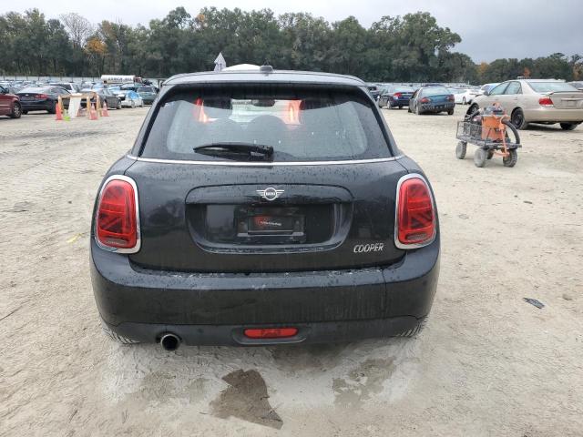 Photo 6 from auction – 2021 MINI COOPER with VIN WMWXU7C08M2N64039