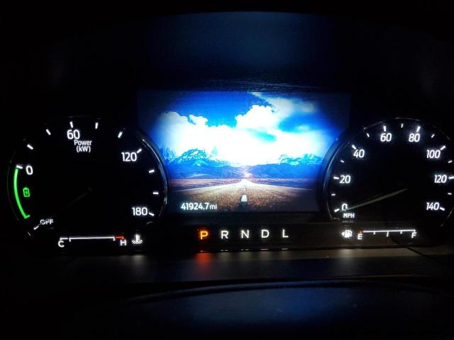 Photo 9 from auction – 2021 FORD ESCAPE SE with VIN 1FMCU9BZ6MUA70310