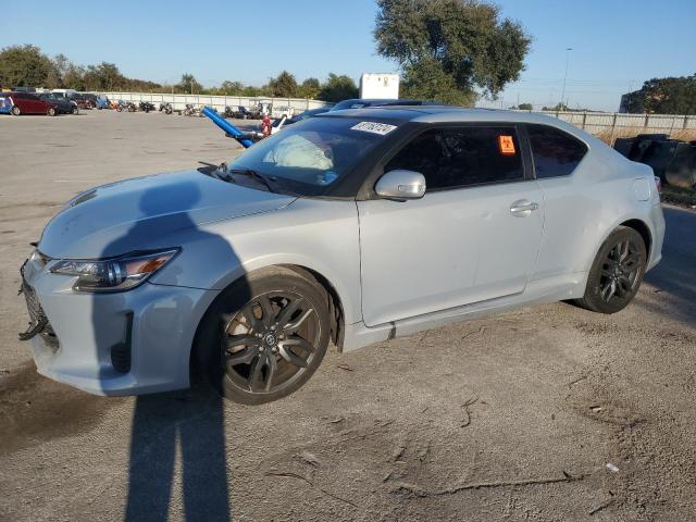 TOYOTA SCION TC 2014 with VIN JTKJF5C77E3072899 - Photo from auction
