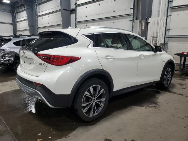 Photo 3 from auction – 2018 INFINITI QX30 BASE with VIN SJKCH5CR7JA047841
