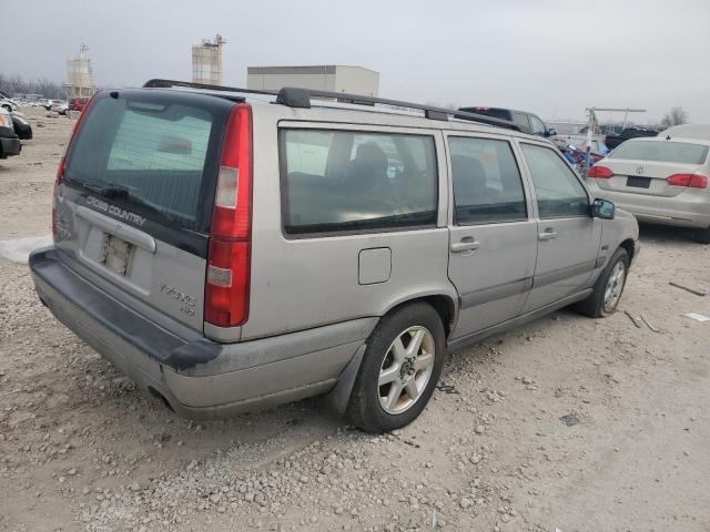 Photo 3 from auction – 1998 VOLVO V70 XC with VIN YV1LZ5645W2514749