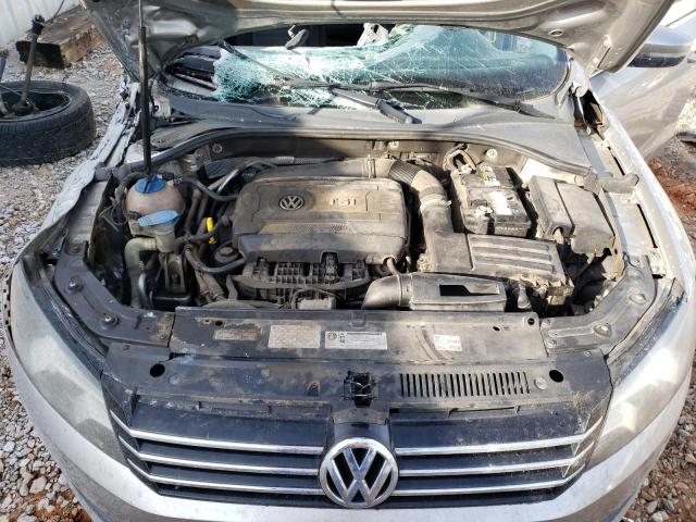 Photo 11 from auction – 2014 VOLKSWAGEN PASSAT S with VIN 1VWAT7A36EC057495