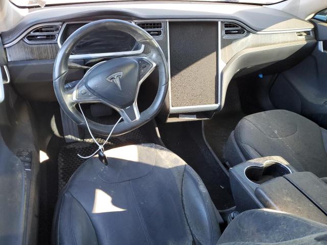 Photo 8 from auction – 2013 TESLA MODEL S with VIN 5YJSA1CG2DFP07855