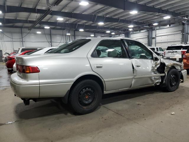 Photo 3 from auction – 2001 TOYOTA CAMRY LE with VIN 4T1BF22K21U960377