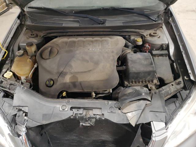 Photo 11 from auction – 2013 CHRYSLER 200 LIMITE with VIN 1C3CCBCG5DN560005