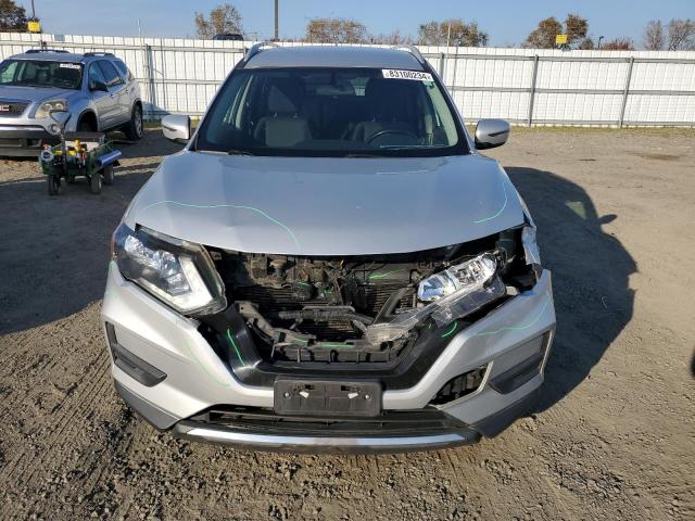 Photo 5 from auction – 2017 NISSAN ROGUE S with VIN JN8AT2MT8HW392444