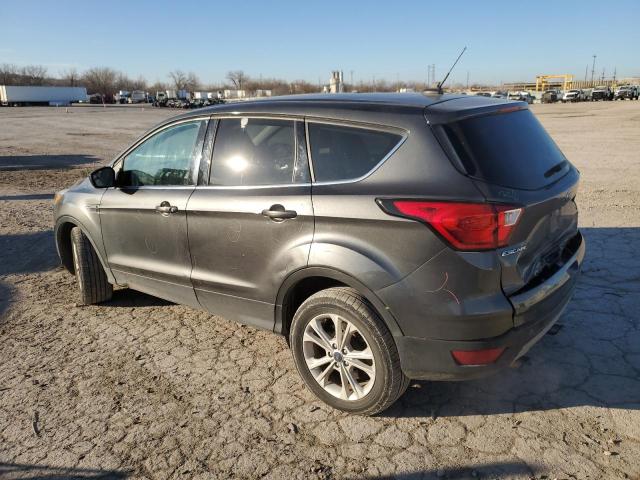 Photo 2 from auction – 2019 FORD ESCAPE SE with VIN 1FMCU9GD4KUB31177
