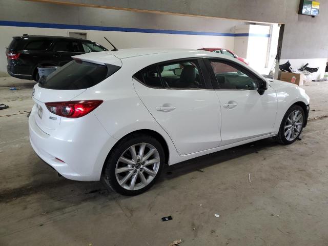 Photo 3 from auction – 2017 MAZDA 3 TOURING with VIN 3MZBN1L71HM133347