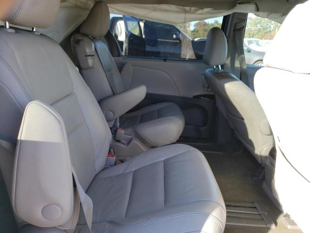Photo 11 from auction – 2016 TOYOTA SIENNA XLE with VIN 5TDYK3DC7GS736573
