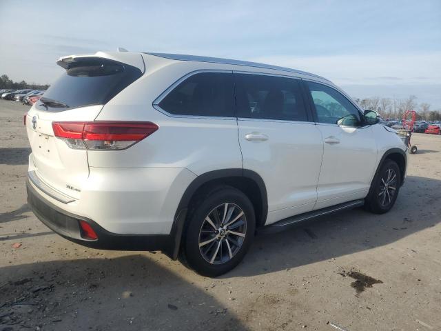 Photo 3 from auction – 2017 TOYOTA HIGHLANDER with VIN 5TDJZRFH5HS481447