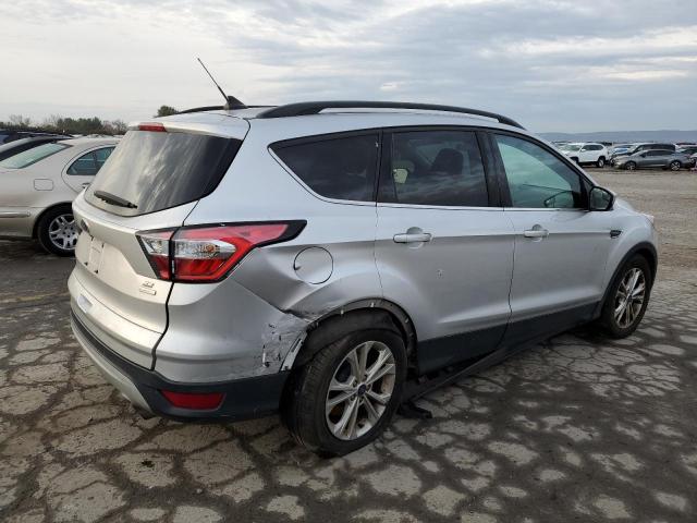Photo 3 from auction – 2018 FORD ESCAPE SE with VIN 1FMCU0GD0JUD46629