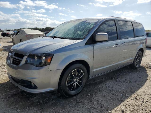 DODGE GRAND CARA 2019 with VIN 2C4RDGEG6KR659610 - Photo from auction