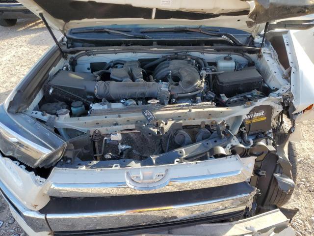 Photo 12 from auction – 2018 TOYOTA 4RUNNER SR with VIN JTEBU5JR7J5544759