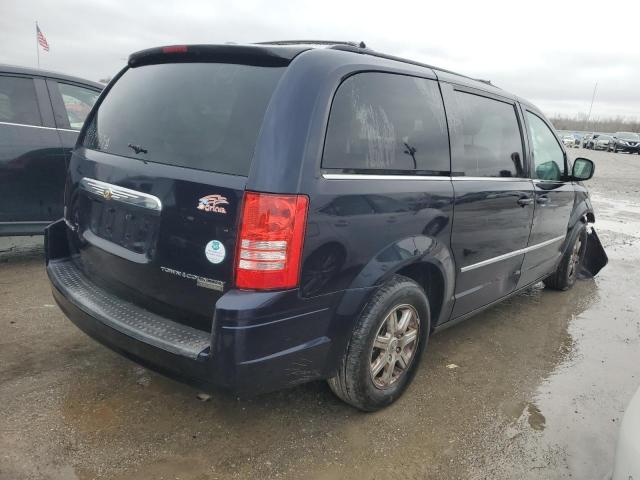 Photo 3 from auction – 2010 CHRYSLER TOWN & COU with VIN 2A4RR5D18AR149075