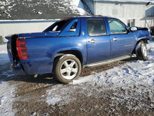 Photo 3 from auction – 2013 CHEVROLET AVALANCHE with VIN 3GNTKFE74DG143901
