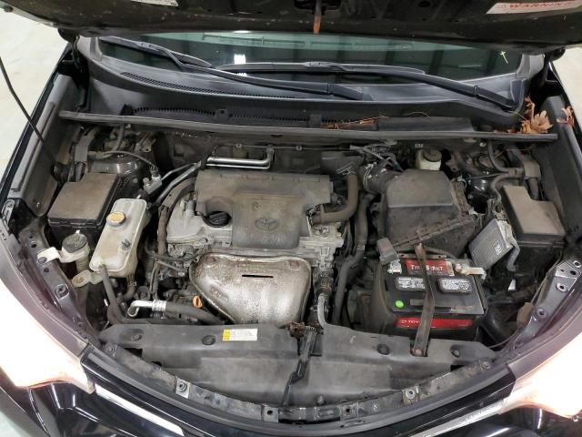 Photo 12 from auction – 2017 TOYOTA RAV4 LE with VIN 2T3BFREV4HW582370