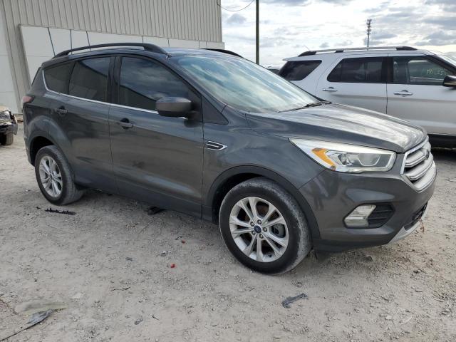 Photo 4 from auction – 2017 FORD ESCAPE SE with VIN 1FMCU0GD0HUD45443