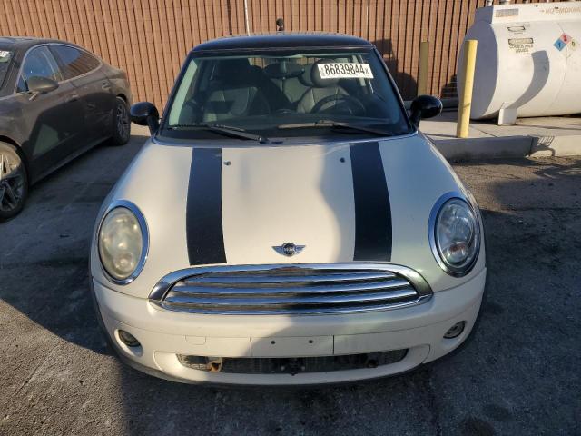 Photo 5 from auction – 2010 MINI COOPER with VIN WMWMF3C53ATU76748