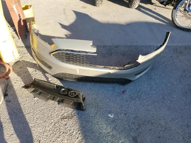 Photo 12 from auction – 2016 FORD FOCUS SE with VIN 1FADP3K20GL323864