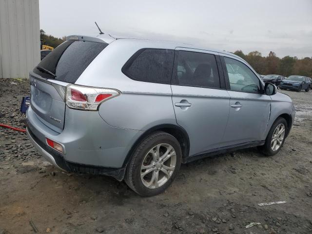 Photo 3 from auction – 2015 MITSUBISHI OUTLANDER with VIN JA4AD3A32FZ009459