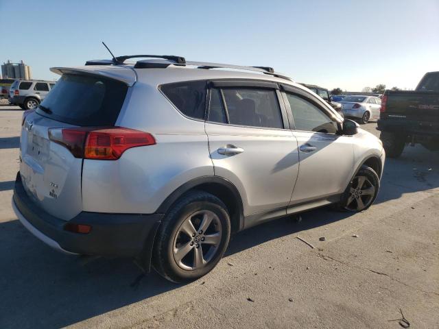 Photo 3 from auction – 2015 TOYOTA RAV4 XLE with VIN JTMWFREVXFJ044608