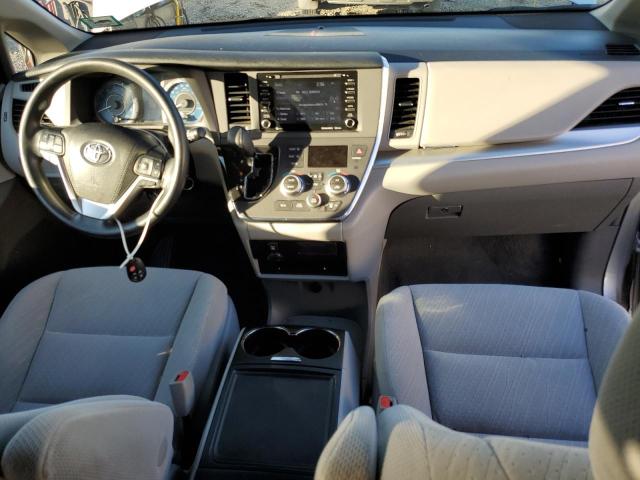 Photo 8 from auction – 2018 TOYOTA SIENNA LE with VIN 5TDKZ3DC1JS921789