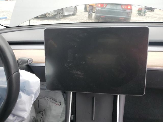 Photo 9 from auction – 2019 TESLA MODEL 3 with VIN 5YJ3E1EA0KF426930