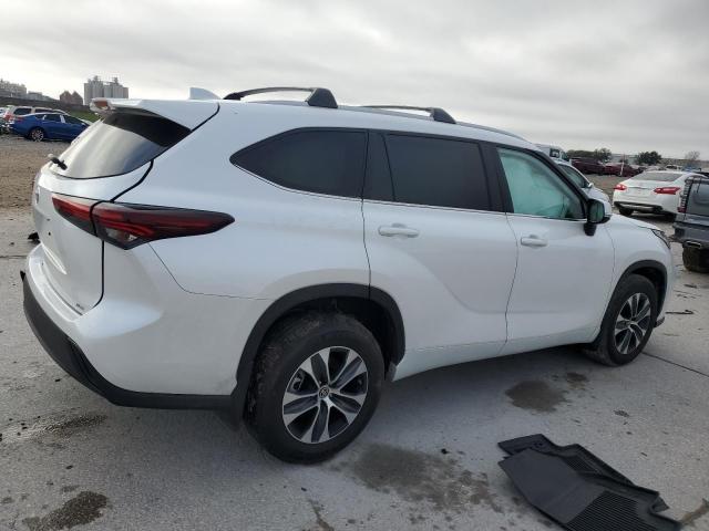Photo 3 from auction – 2024 TOYOTA HIGHLANDER with VIN 5TDKDRAH5RS541710