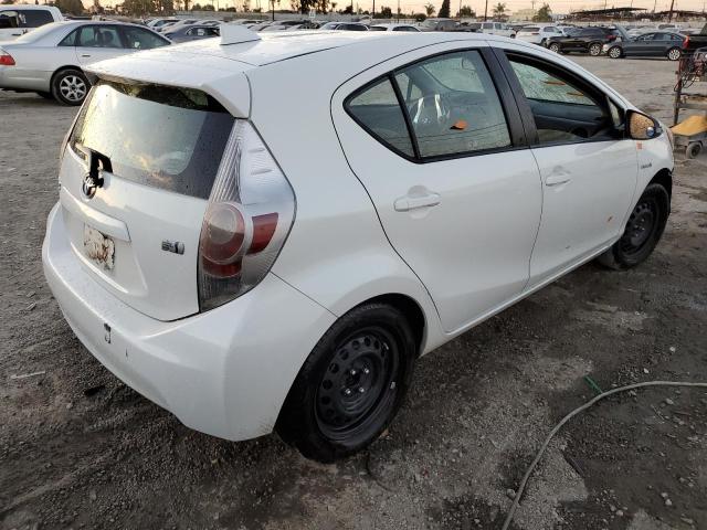 Photo 3 from auction – 2016 TOYOTA PRIUS C with VIN JTDKDTB38G1133955
